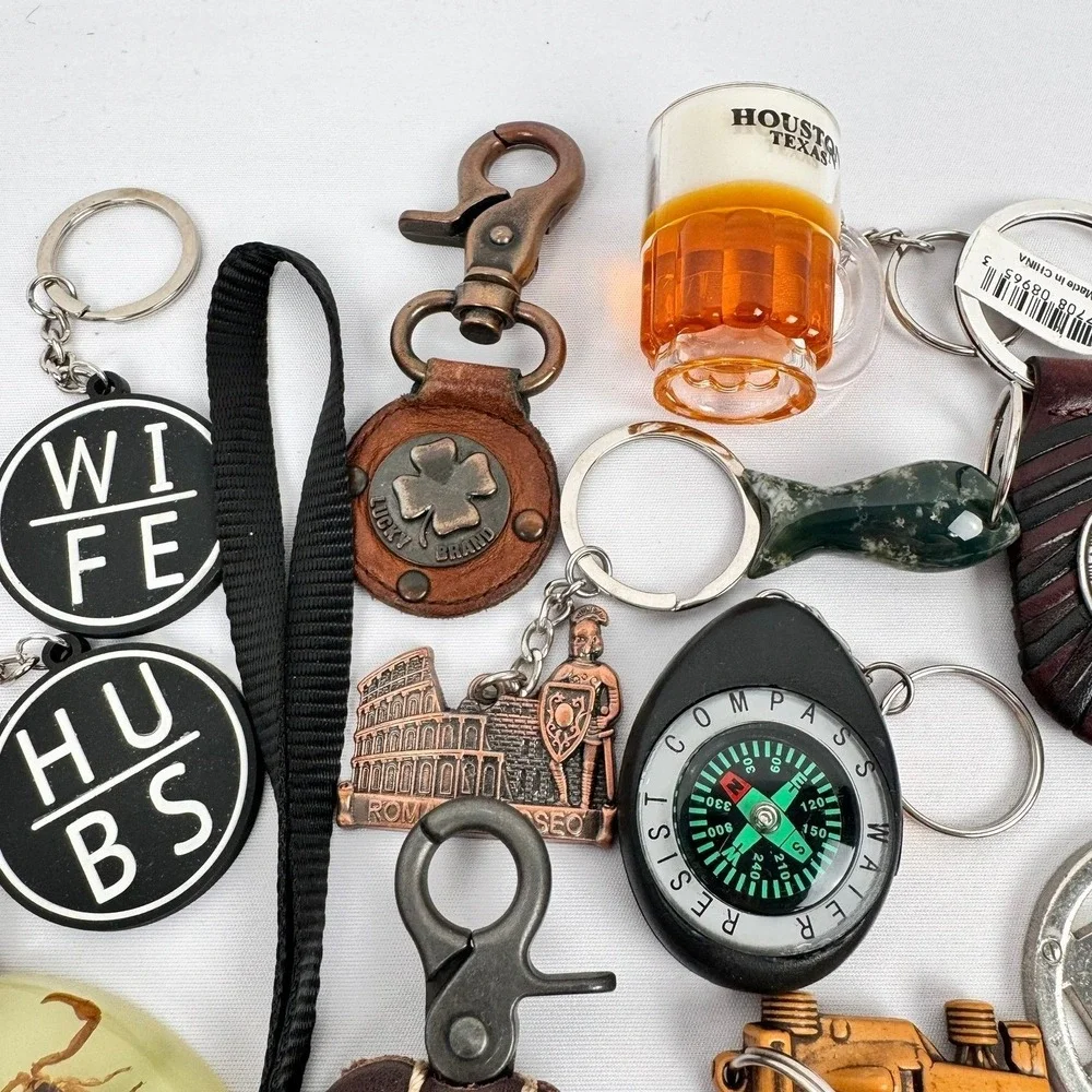 Novelty Keychains Beer‎ Mug Scorpion Compass Golf Leather Estate Sale Lot (12)